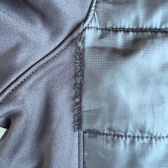 MENS Tek Gear Black Jacket full front zip - Picture 3 of 3